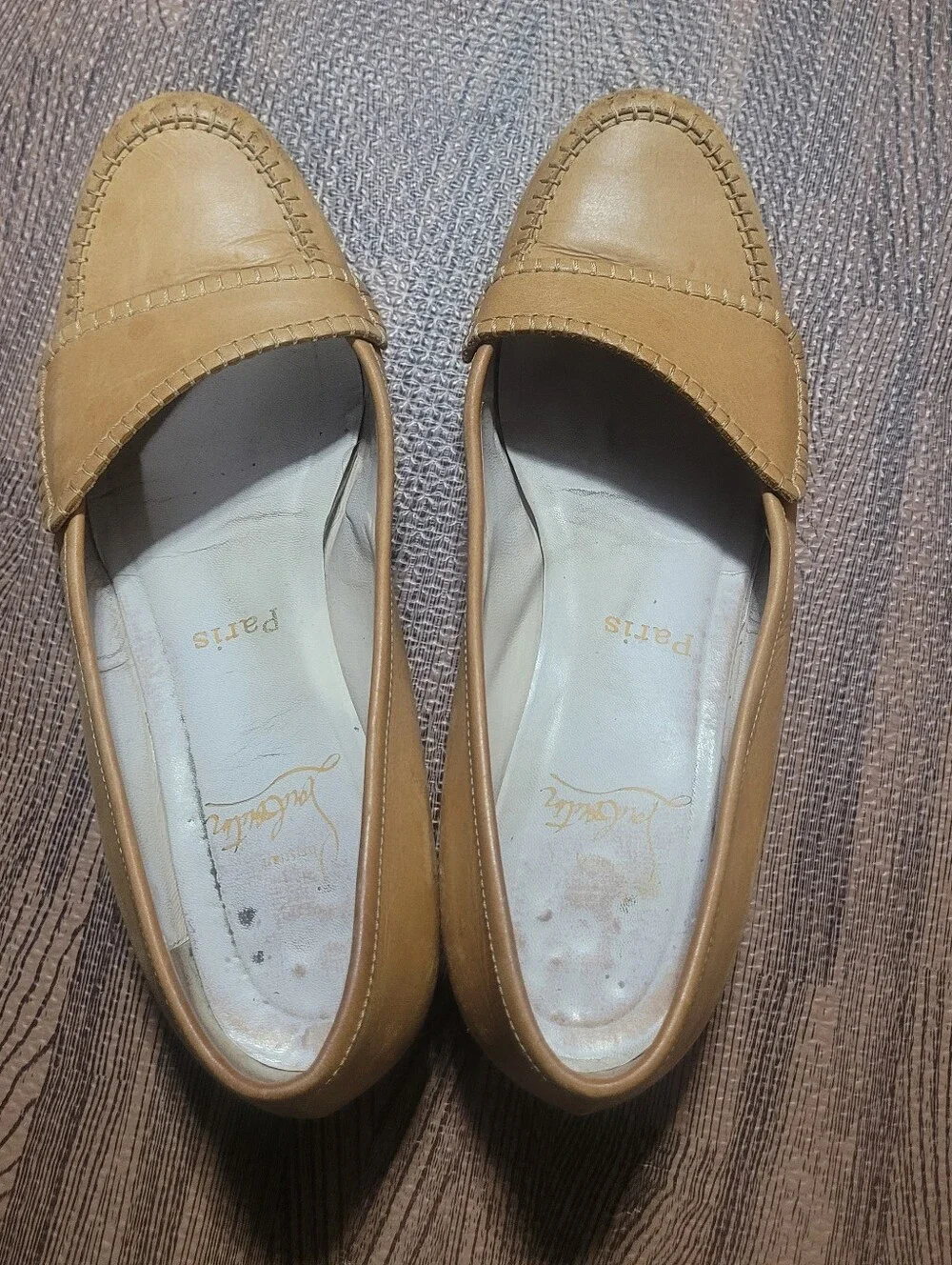 CHRISTIAN LOUBOUTIN Leather Camel Loafers Sz 9.5